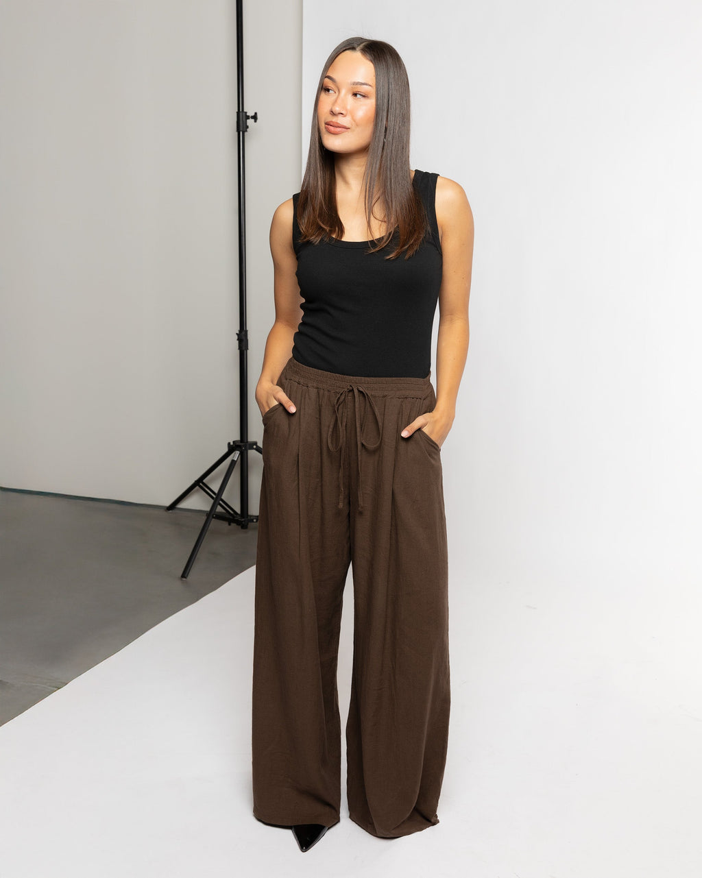 CARMEN LINEN WIDE LEG PANTS PETITE BROWN