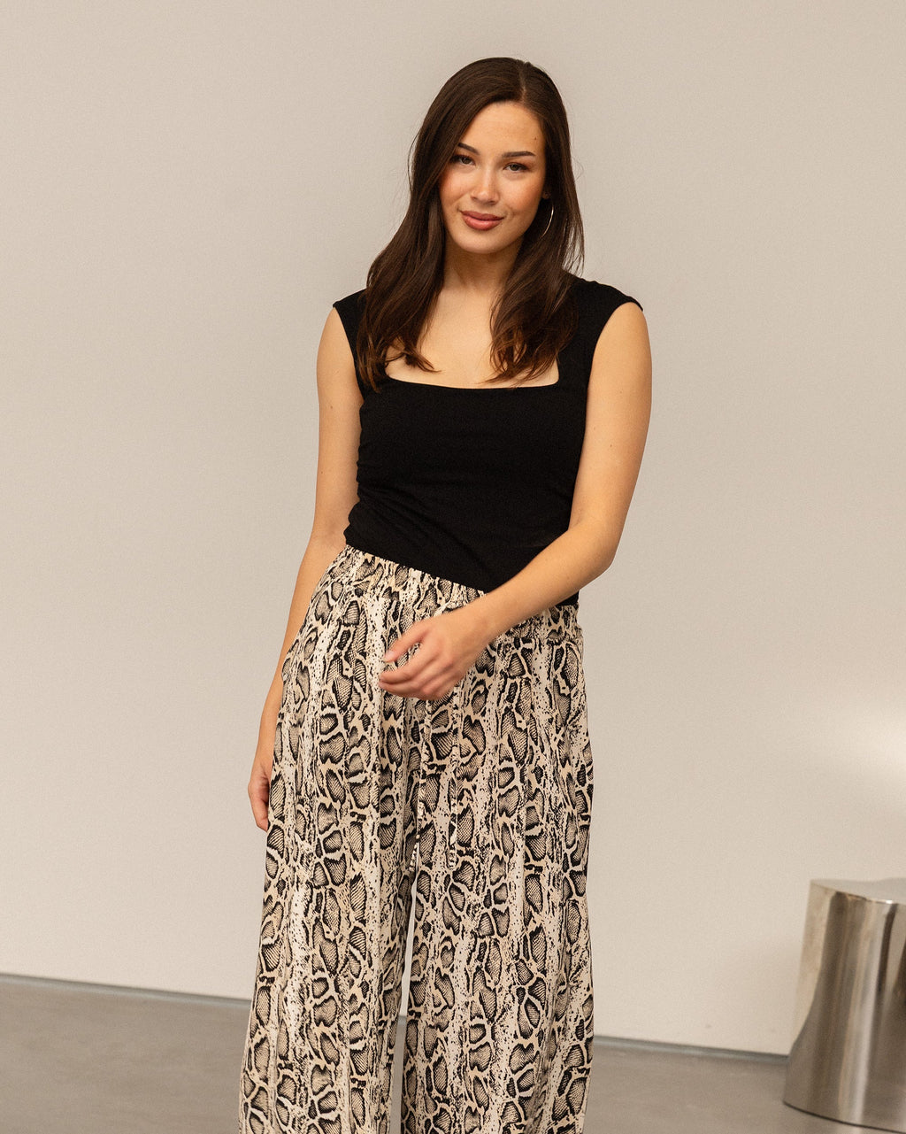 JULIE SNAKE WIDE LEG PANTALON PETITE BEIGE