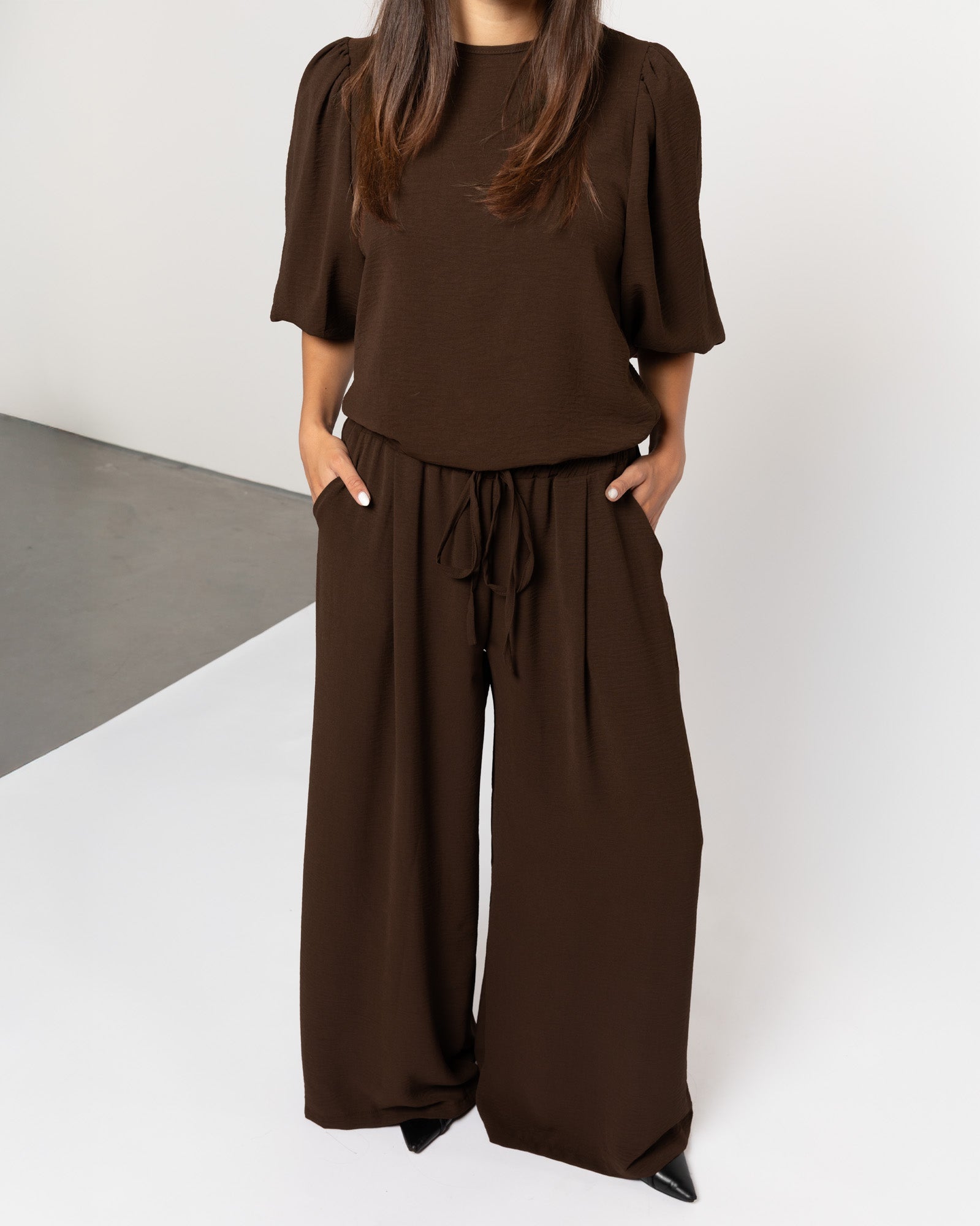 JULIE WIDE LEG PANTALON PETITE BROWN