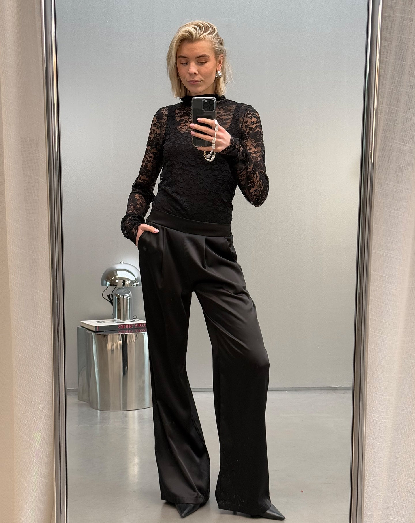 JULIE SATIN PANTALON PETITE BLACK