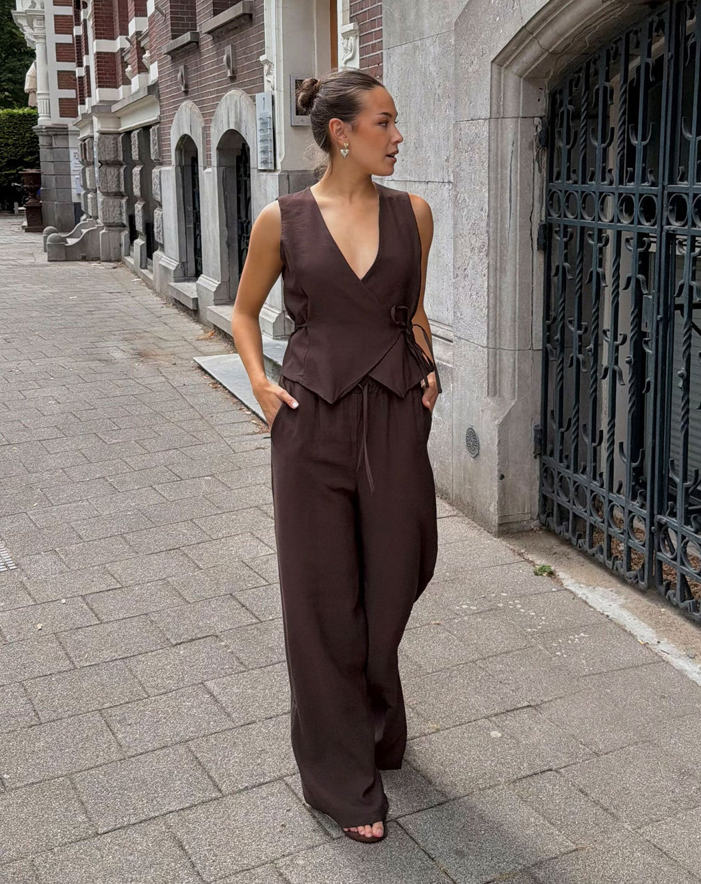 DAVINA VISCOSE SLIT PANTS PETITE BRUIN