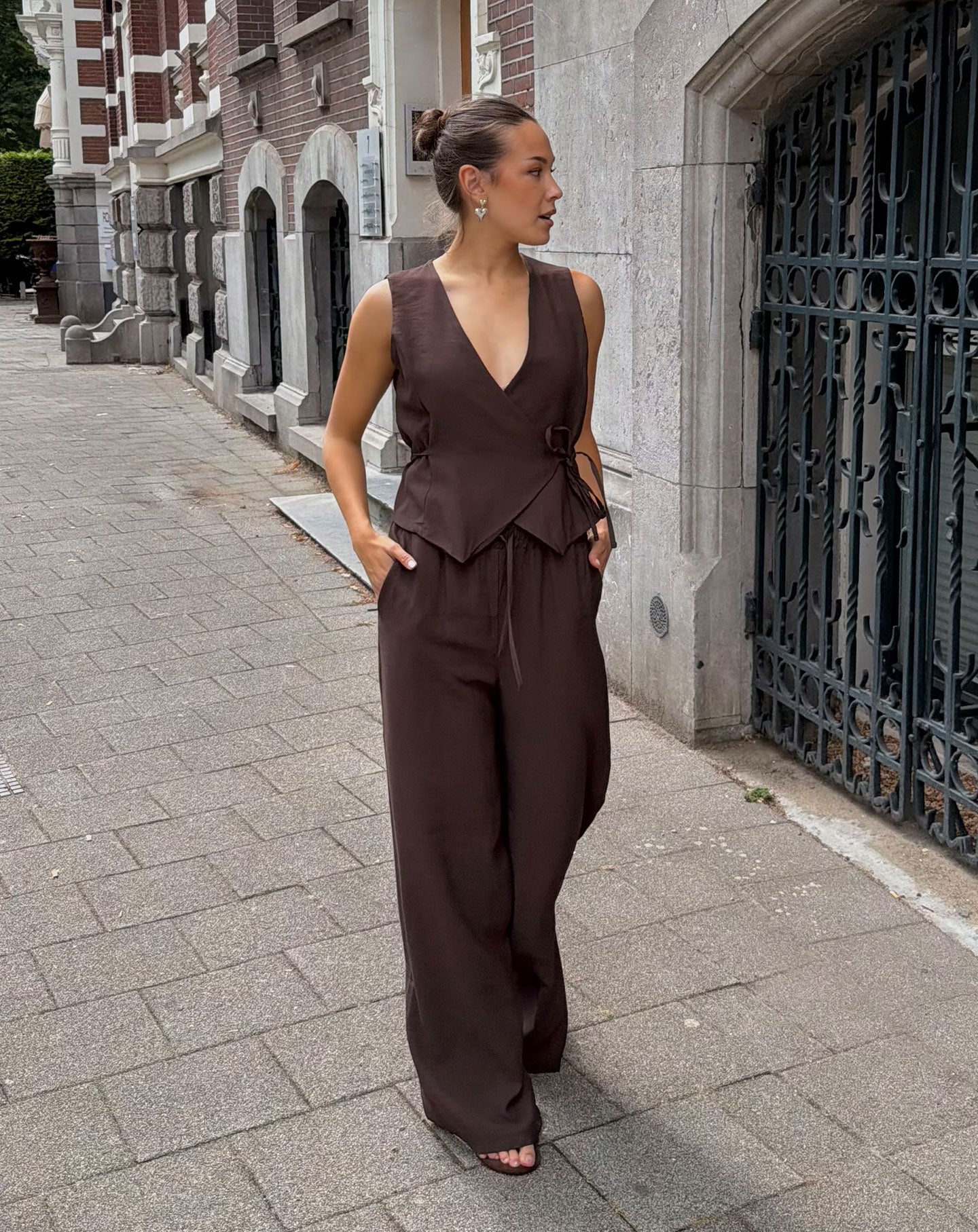DAVINA VISCOSE SLIT PANTS PETITE BRUIN