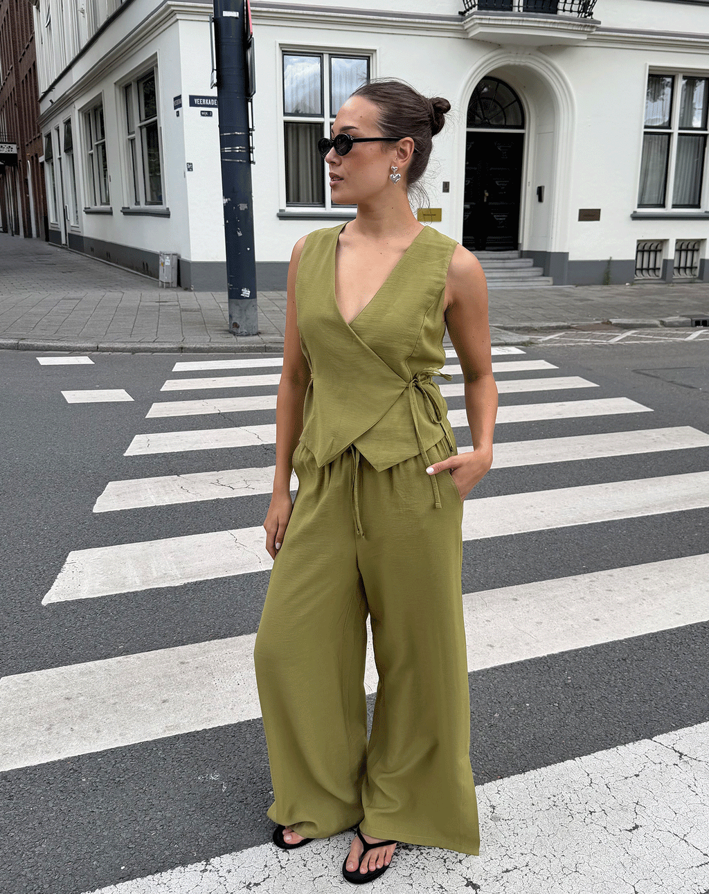 DAVINA VISCOSE SLIT PANTS PETITE OLIJFGROEN