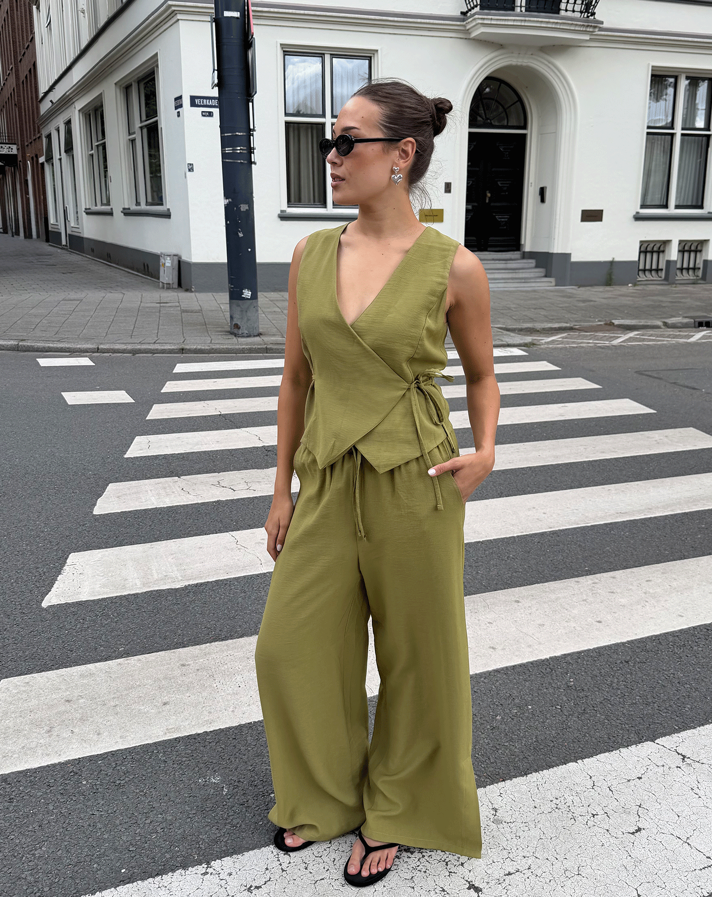 DAVINA VISCOSE SLIT PANTS PETITE OLIJFGROEN