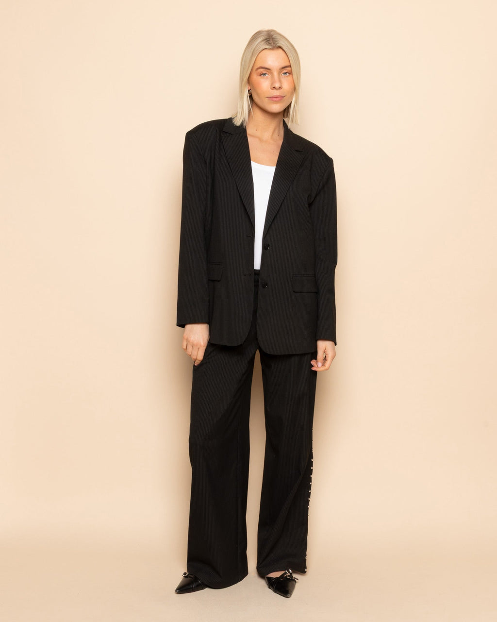 SAAR PINSTRIPE STUD PANTALON PETITE BLACK