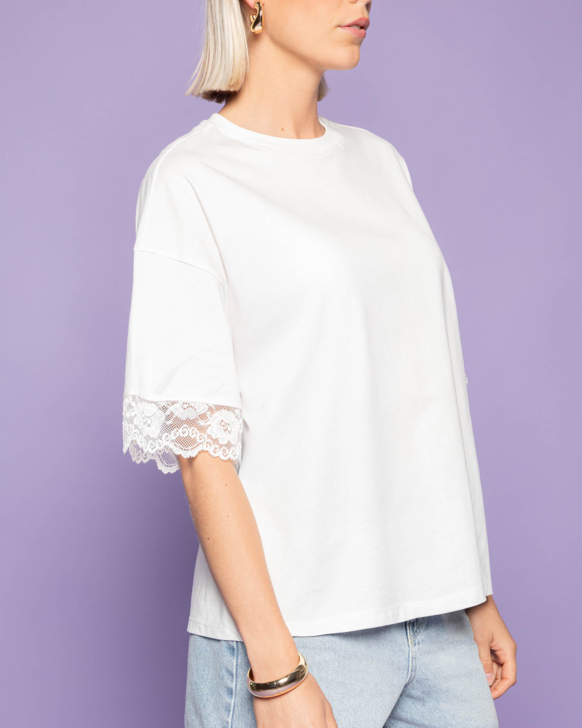 LACE SLEEVE OVERSIZED TEE CREAM
