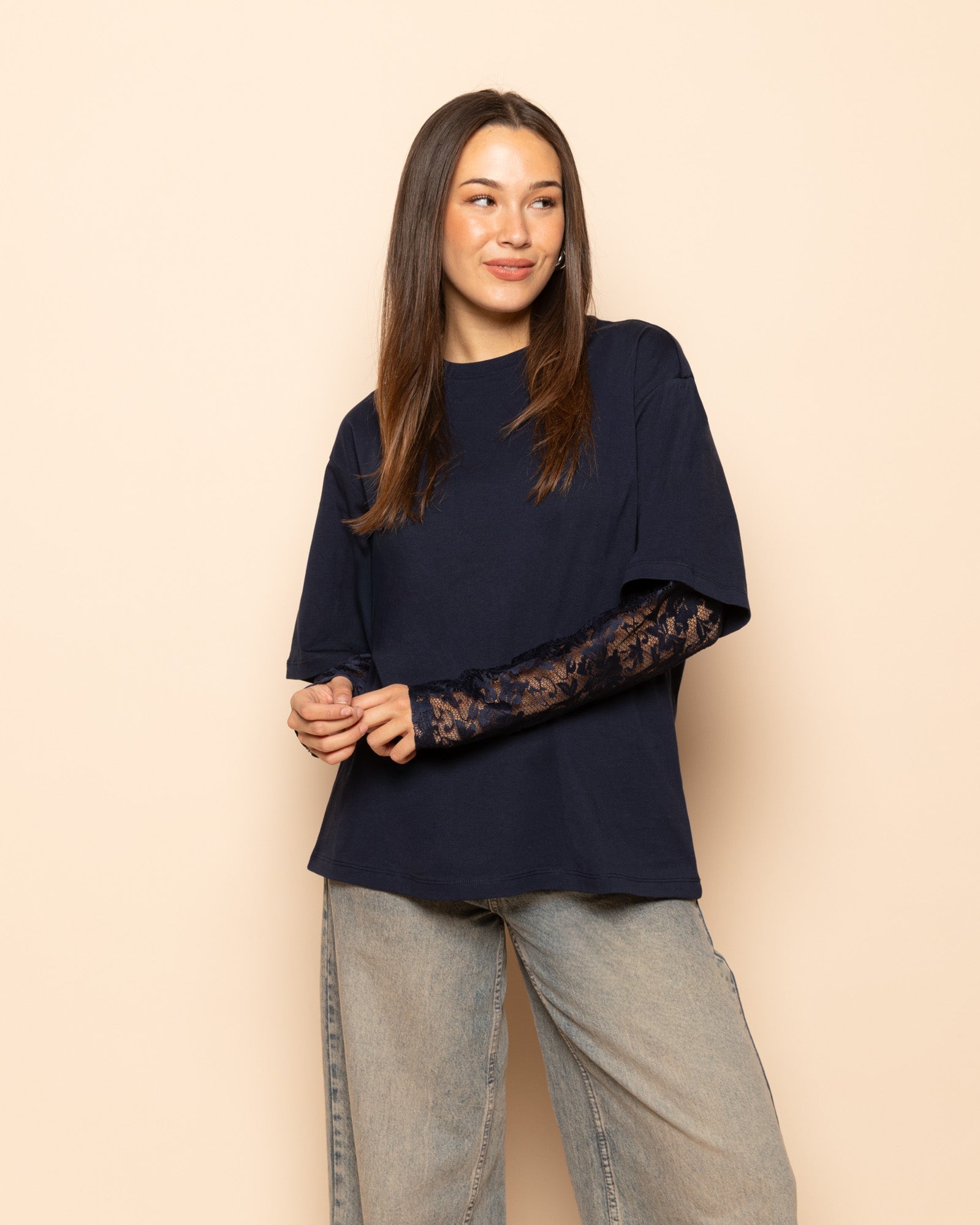 LACE LONG SLEEVE OVERSIZED TEE NAVY