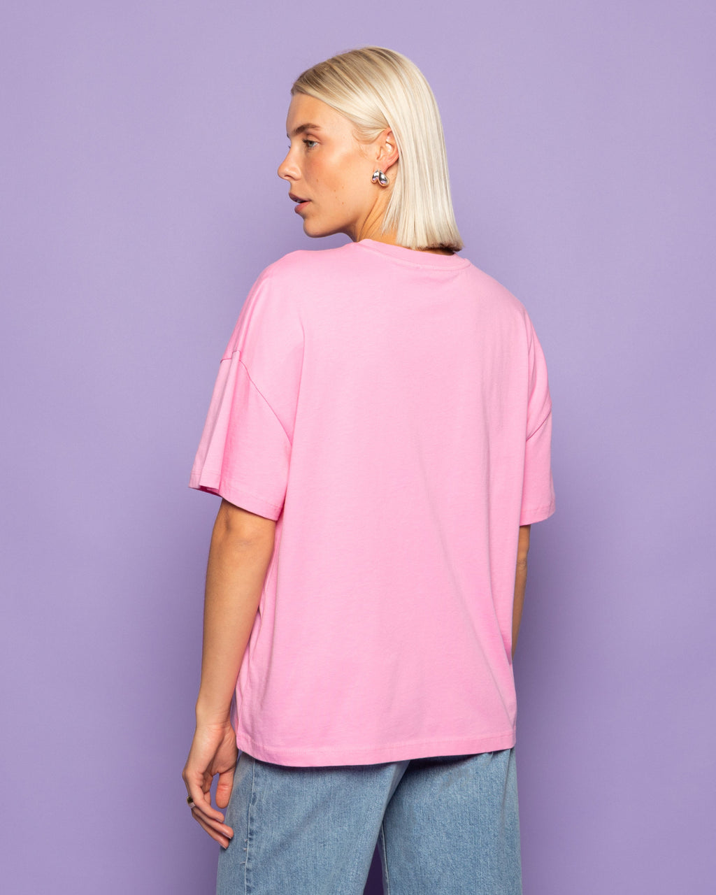 ALL WE NEED IS BEACH OVERSIZED TEE PINK