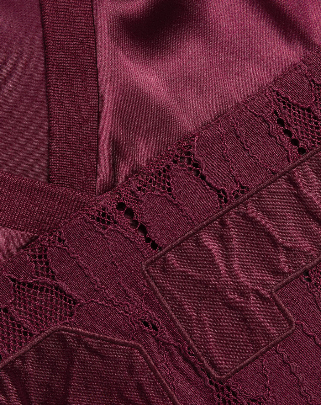 97 SATIN LACE OVERSIZED TEE DARK BURGUNDY