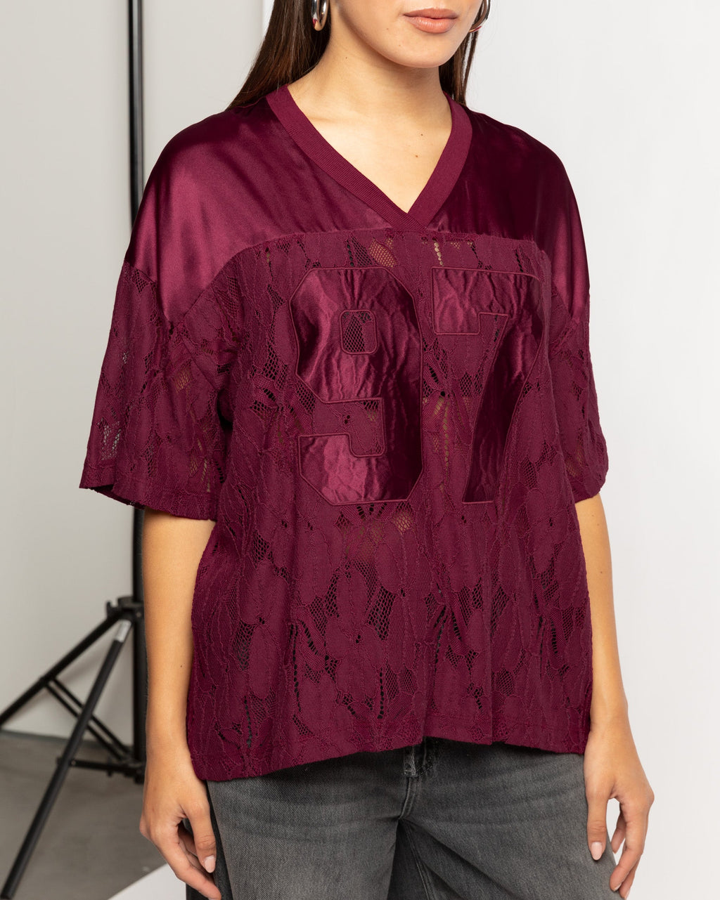 97 SATIN LACE OVERSIZED TEE DARK BURGUNDY