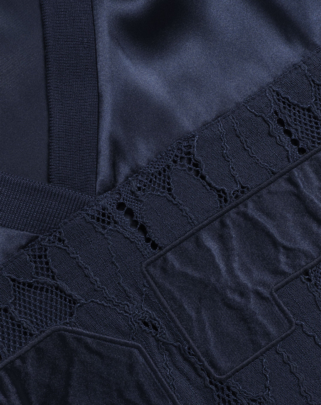97 SATIN LACE OVERSIZED TEE NAVY