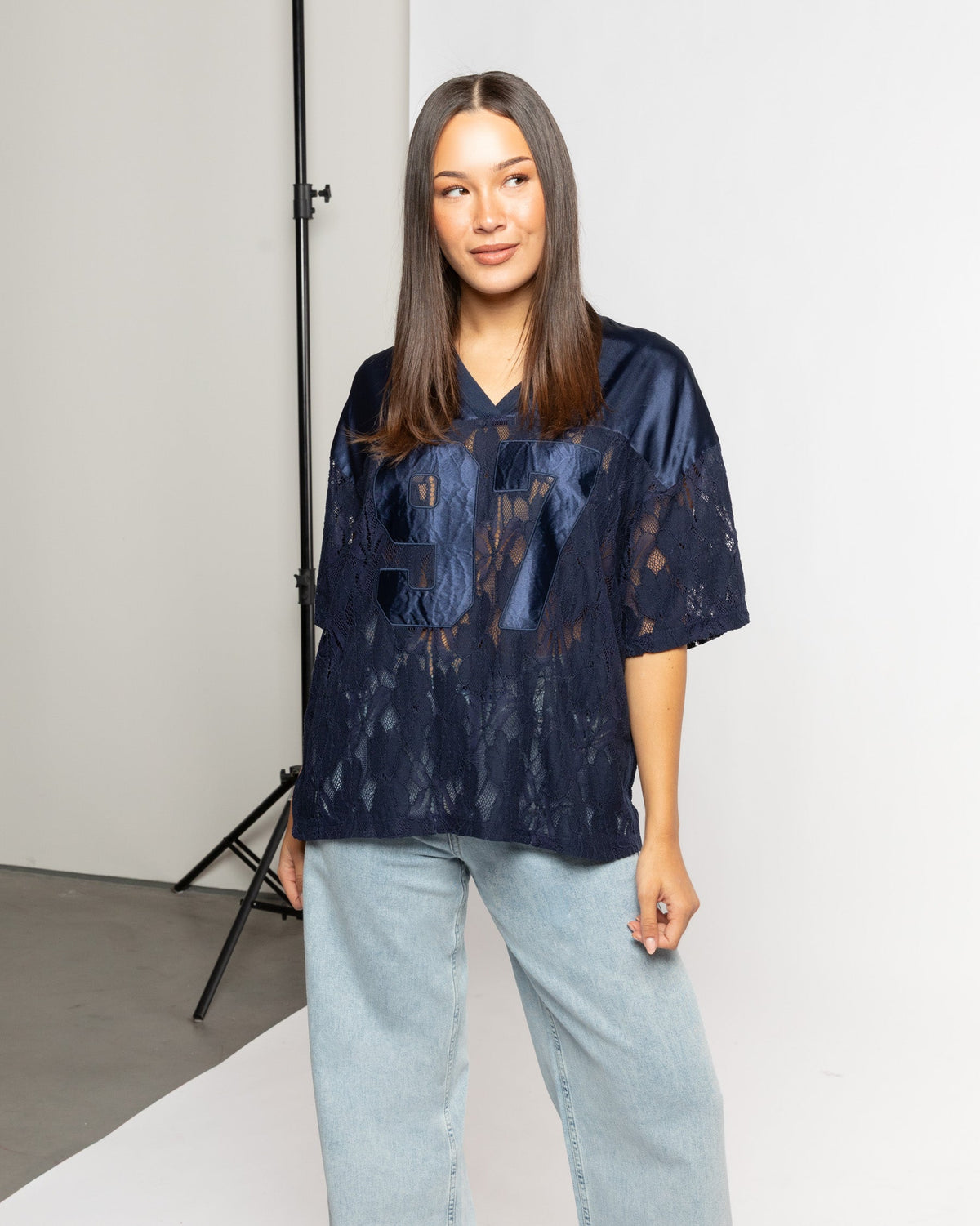97 SATIN LACE OVERSIZED TEE NAVY