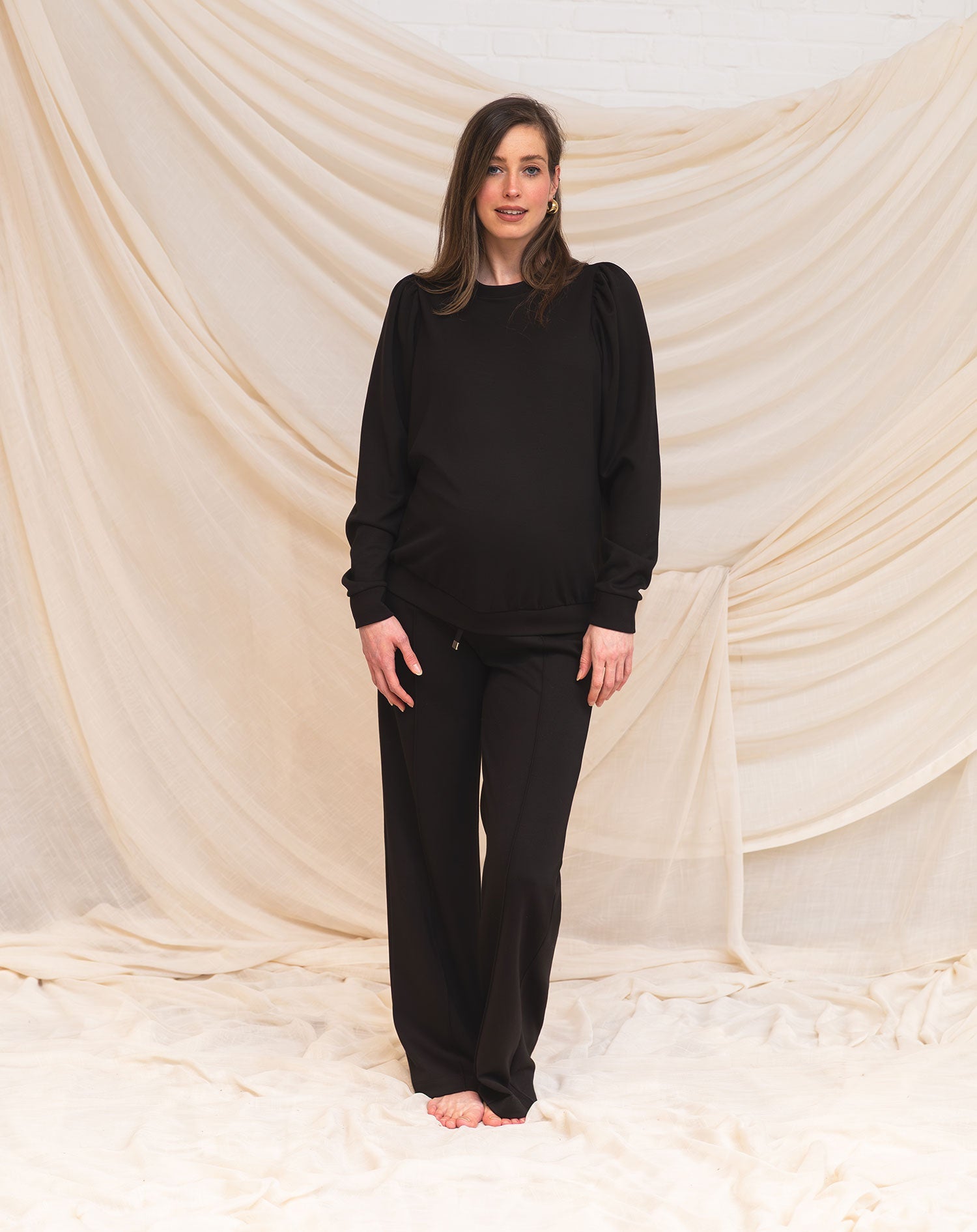 SCUBA PINTUCK PANTS MATERNITY PETITE BLACK