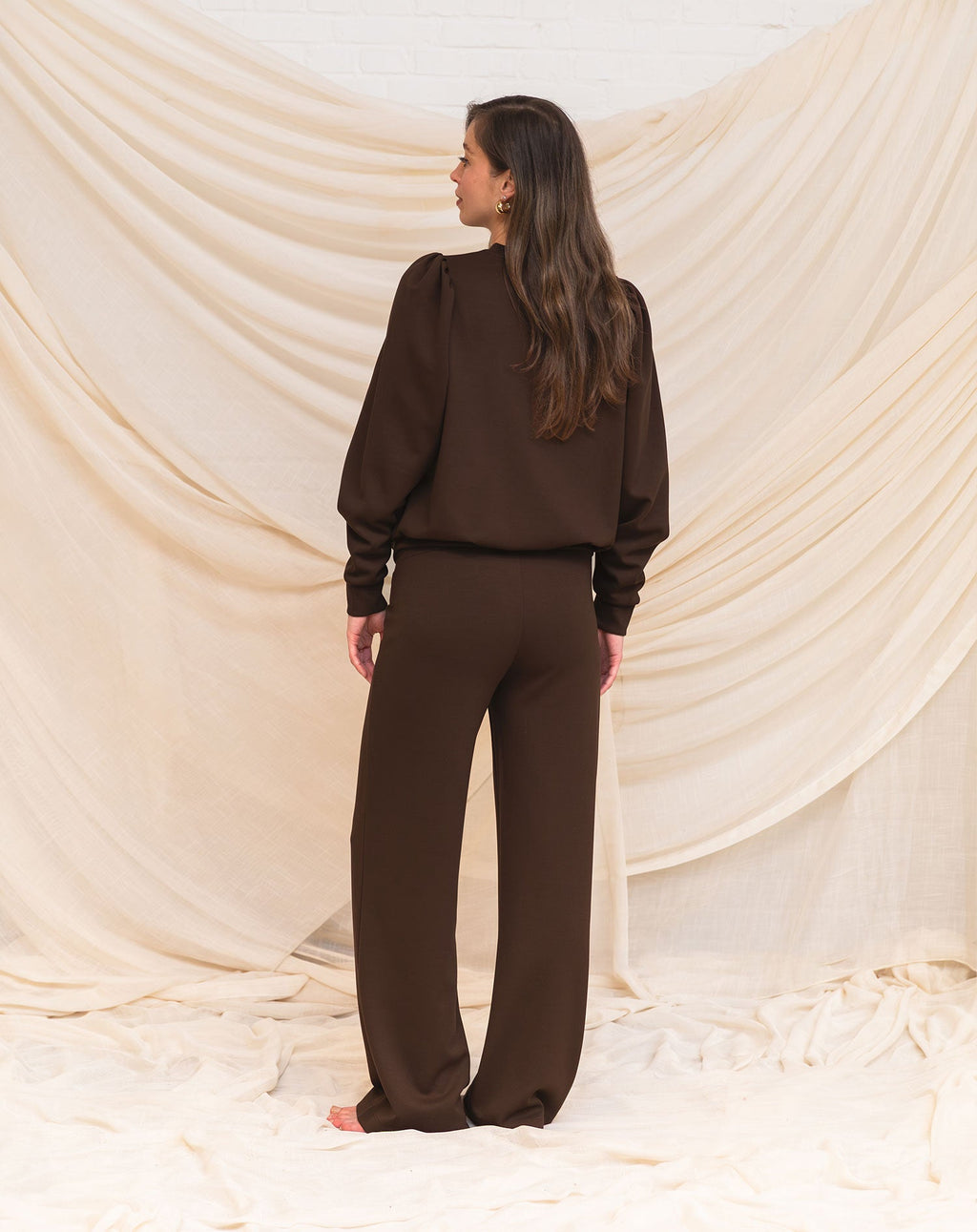 SCUBA PINTUCK PANTS MATERNITY PETITE BROWN