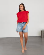 PADDED SHOULDER BUBBLE HEM TEE RED