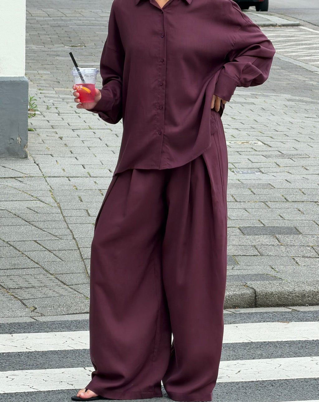 RAY LINEN PLEATED WIDE LEG PANTS PETITE DONKER BURGUNDY