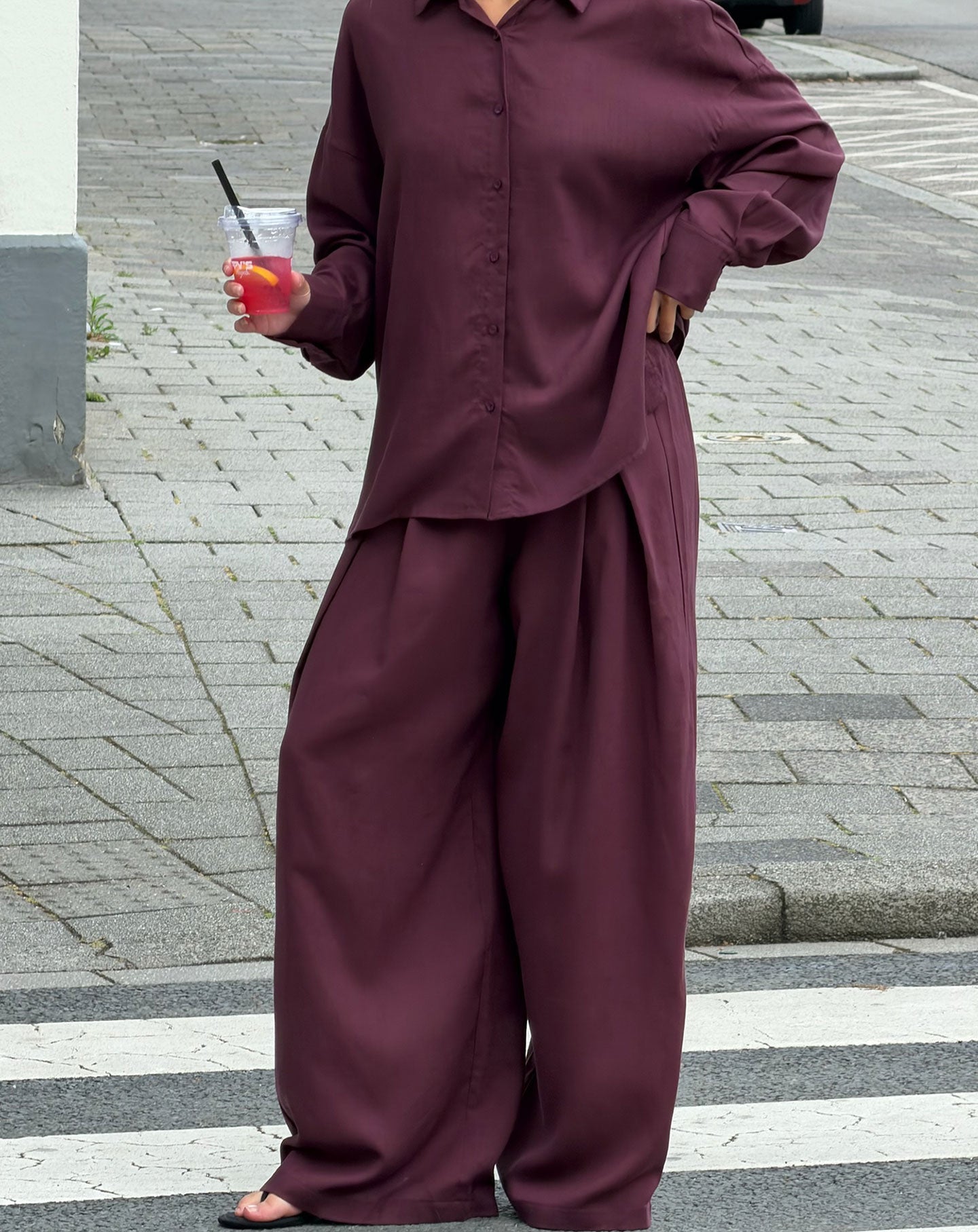 RAY LINEN PLEATED WIDE LEG PANTS PETITE DONKER BURGUNDY