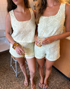 DORIS FLOWER TOP BUTTER YELLOW