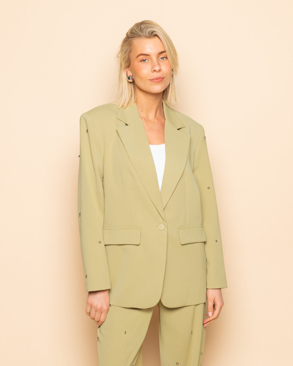 FLO BUBBLE STUD STRAIGHT LEG ANTALON PETITE LIGHT OLIVE